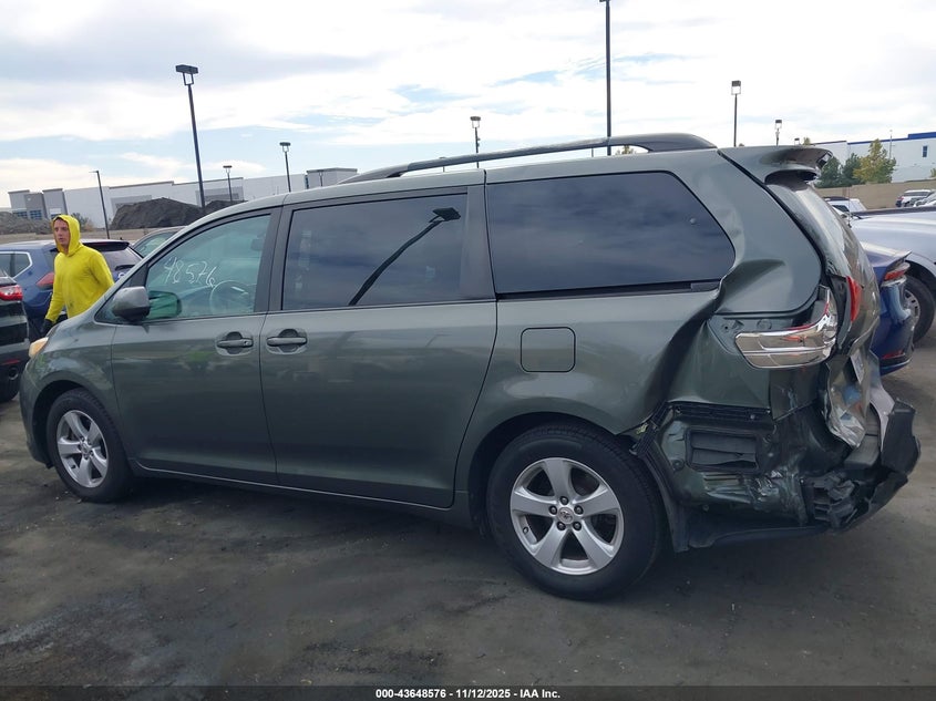 5TDKK3DCXDS285852 2013 TOYOTA SIENNA photo no. 15
