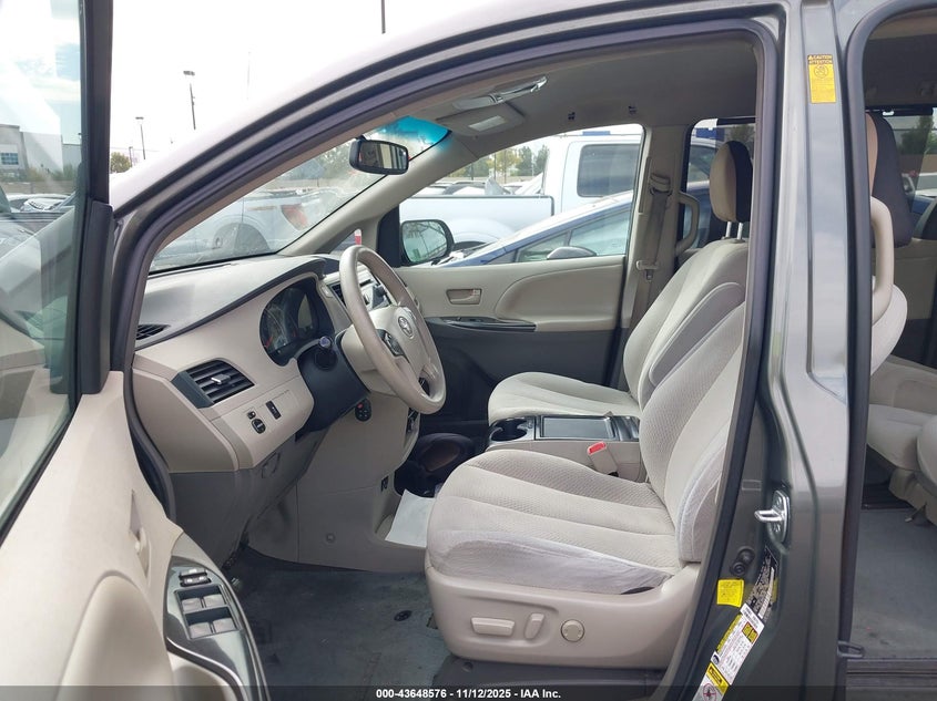 5TDKK3DCXDS285852 2013 TOYOTA SIENNA photo no. 5
