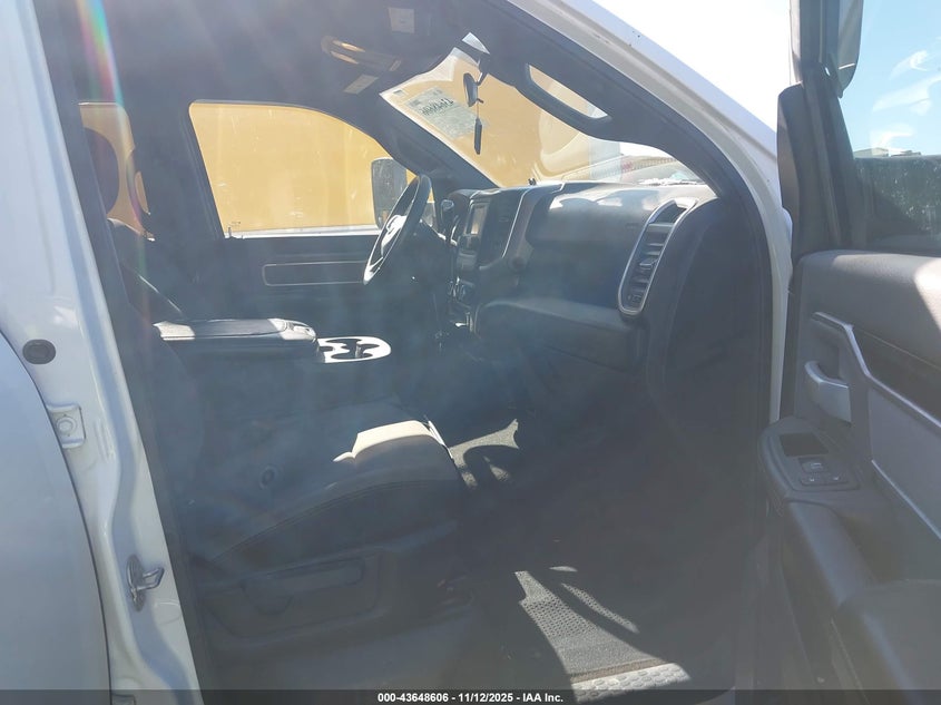 2021 Ram 3500 Big Horn 4X4 8' Box VIN: 3C63RRHL8MG616785 Lot: 43648606