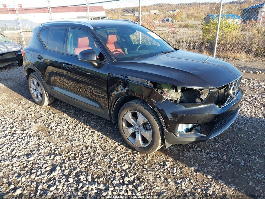 YV4162XZ9K2019430 2019 Volvo Xc40 T5 Momentum/T5 R-Design auction photo 1