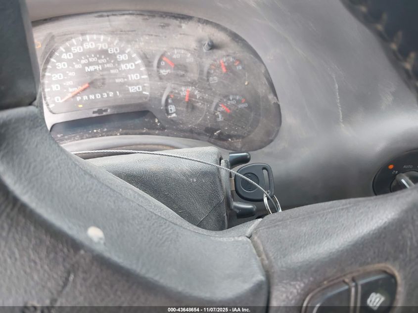 2008 Chevrolet Trailblazer Lt VIN: 1GNDT13S382261545 Lot: 43648654