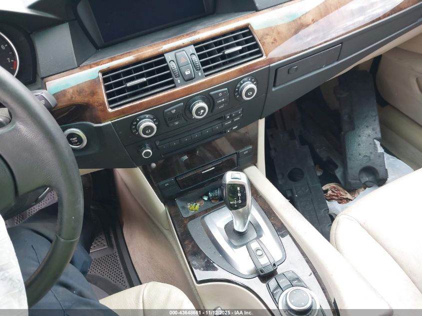 2009 BMW 528I VIN: WBANU53519C117464 Lot: 43648661