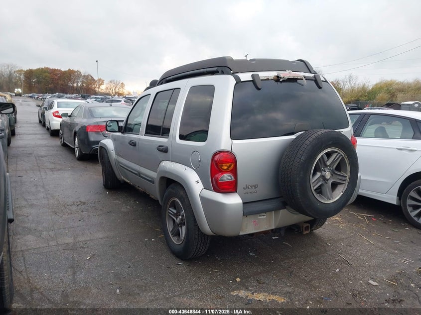1J4GL38K04W208213 2004 JEEP LIBERTY (NORTH AMERICA) photo no. 3