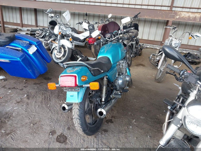 JS1GU71G0C2101100 1982 SUZUKI GS photo no. 4