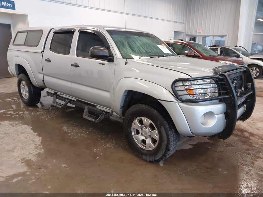 TOYOTA TACOMA BASE V6