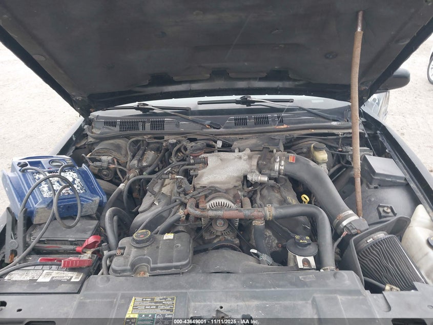 2004 Mercury Marauder VIN: 2MHHM79V64X676136 Lot: 43649001