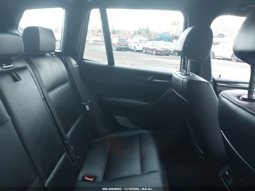 5UXWX7C35H0U43081 2017 BMW X3 photo no. 8