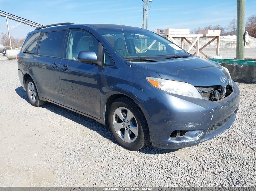 2014 TOYOTA SIENNA LE V6 8 PASSENGER - 5TDKK3DC9ES510442