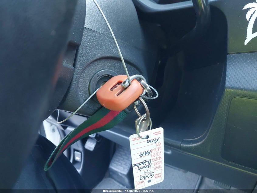 2011 Honda Ridgeline Rtl VIN: 5FPYK1F52BB002415 Lot: 43649063