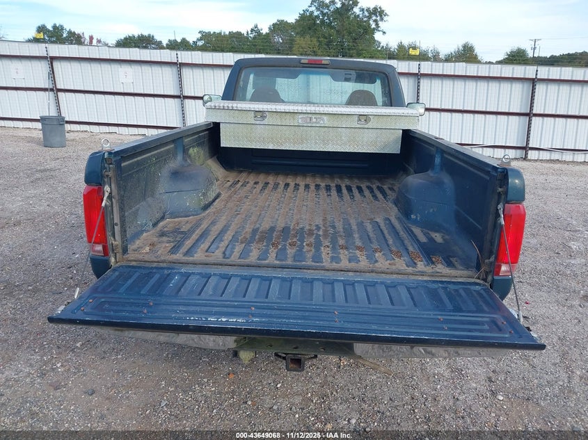 1996 Ford F250 VIN: 2FTHF25H6TCA11156 Lot: 43649068