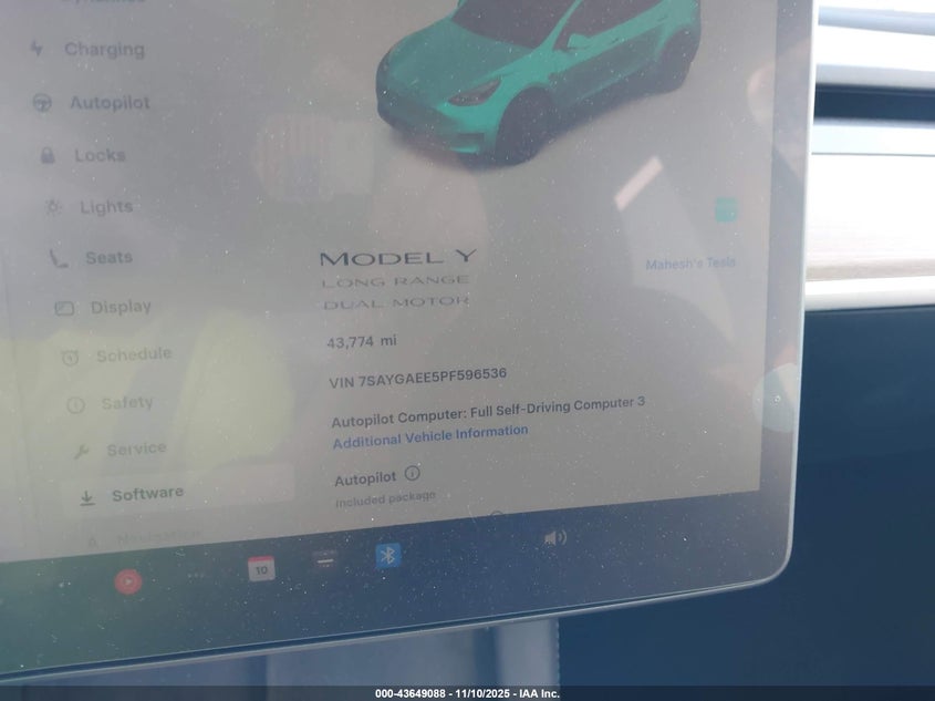 2023 Tesla Model Y Awd/Long Range Dual Motor All-Wheel Drive VIN: 7SAYGAEE5PF596536 Lot: 43649088