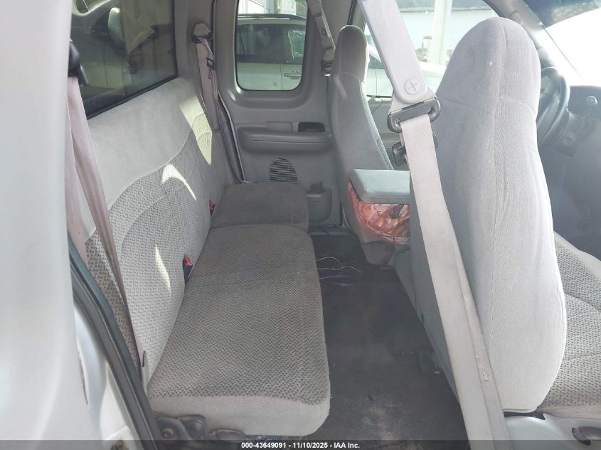 2000 Ford F-150 Xl/Xlt VIN: 2FTZX0729YCA26689 Lot: 43649091