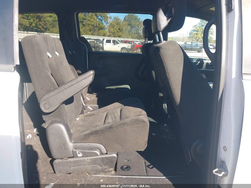 2016 Dodge Grand Caravan Se Plus VIN: 2C4RDGBG3GR251481 Lot: 43649107