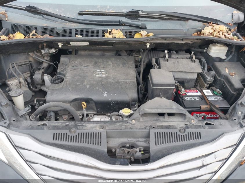 2011 Toyota Sienna Xle V6 VIN: 5TDYK3DC8BS050826 Lot: 43649150