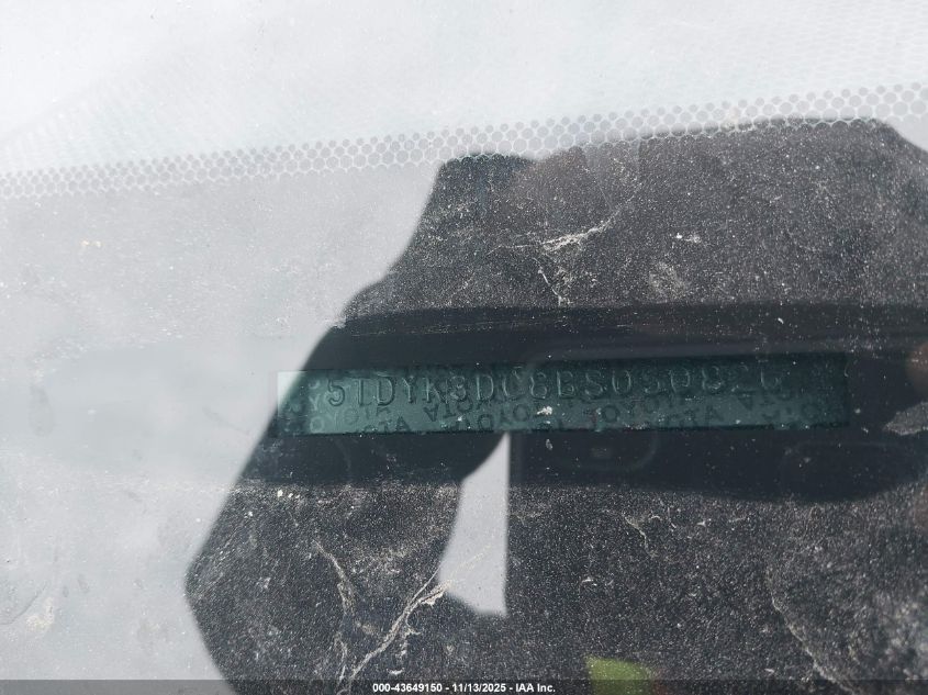 2011 Toyota Sienna Xle V6 VIN: 5TDYK3DC8BS050826 Lot: 43649150