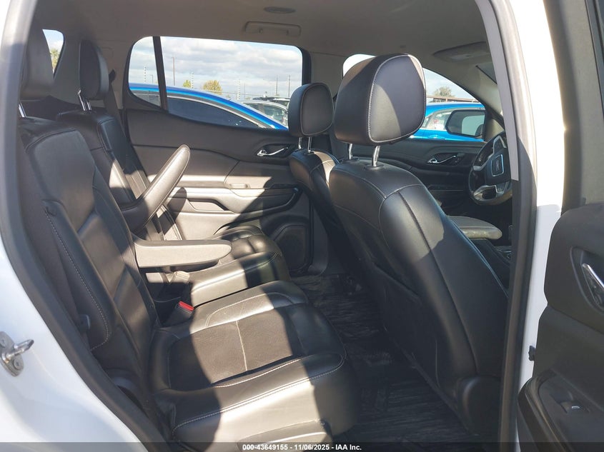 2019 GMC ACADIA auction photo 8