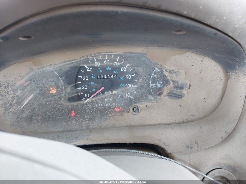 1Y1SK5264TZ001763 1996 GEO PRIZM photo no. 7