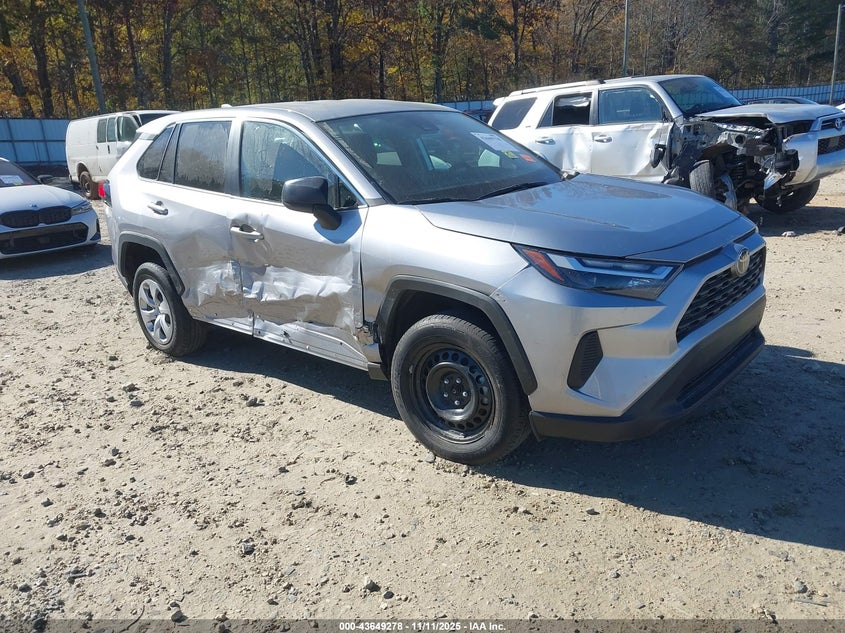 TOYOTA RAV4 LE