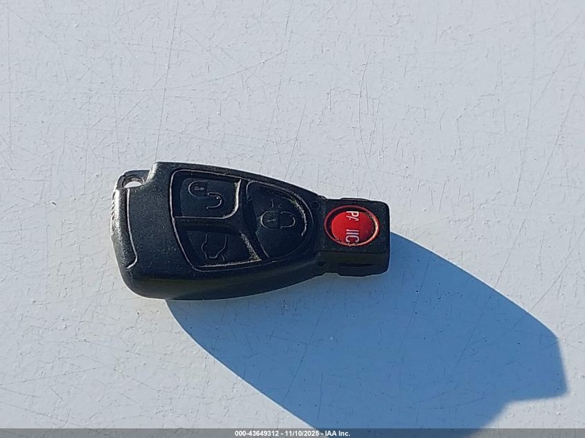 2005 Mercedes-Benz C 320 Luxury/Sport VIN: WDBRF64J35F612448 Lot: 43649312