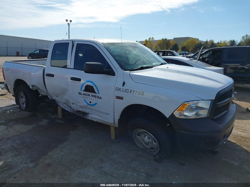RAM 1500 TRADESMAN 4X2 6 4 BOX