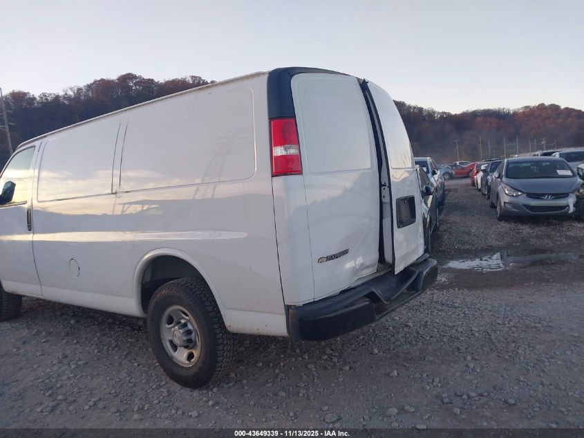 2018 Chevrolet Express 2500 Work Van VIN: 1GCWGAFP5J1198845 Lot: 43649339