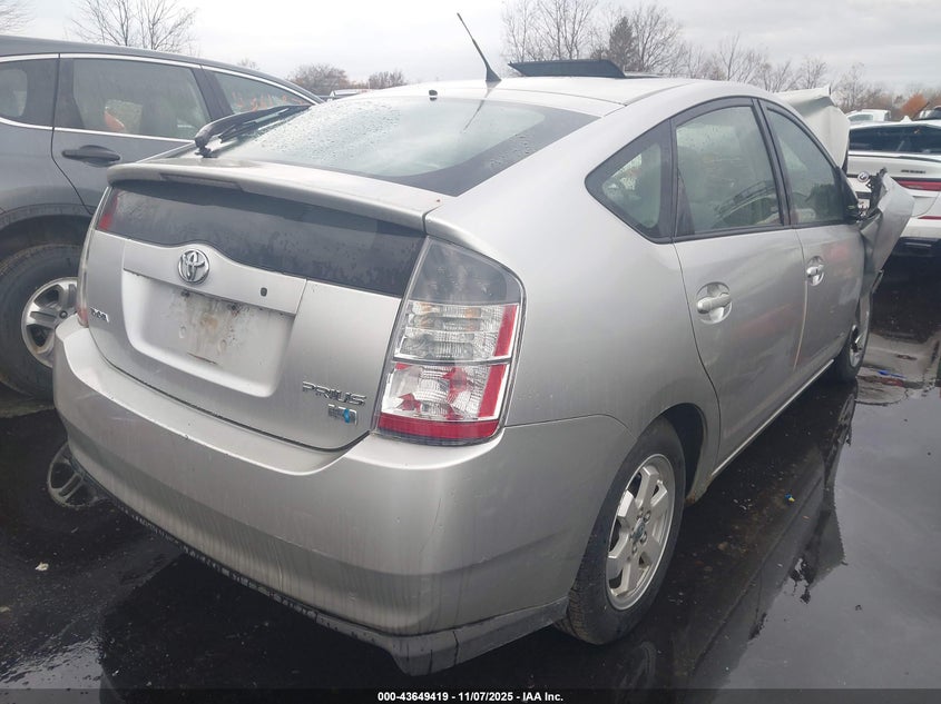 JTDKB20U040056110 2004 TOYOTA PRIUS photo no. 4