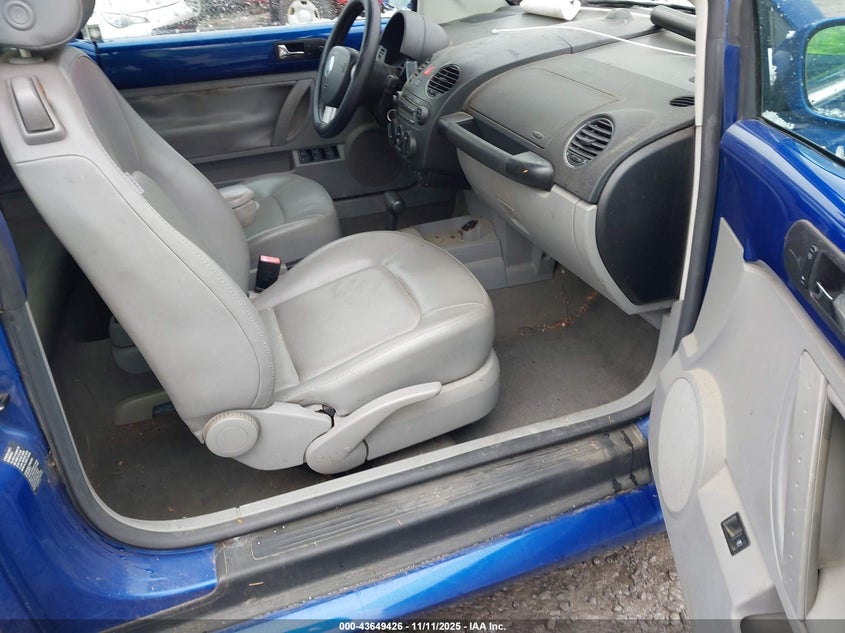 3VWRF31Y77M400881 2007 VOLKSWAGEN BEETLE photo no. 5