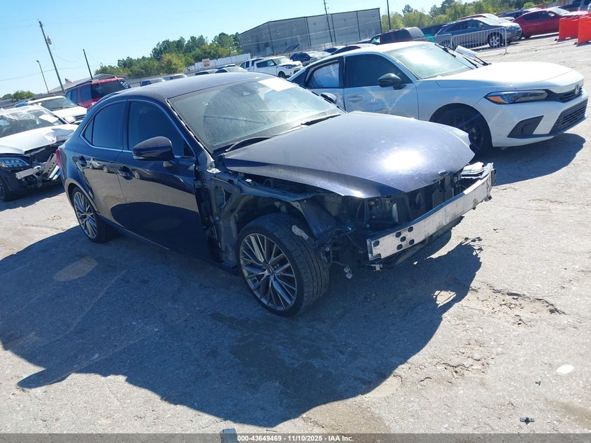 LEXUS IS 200T IS 200T