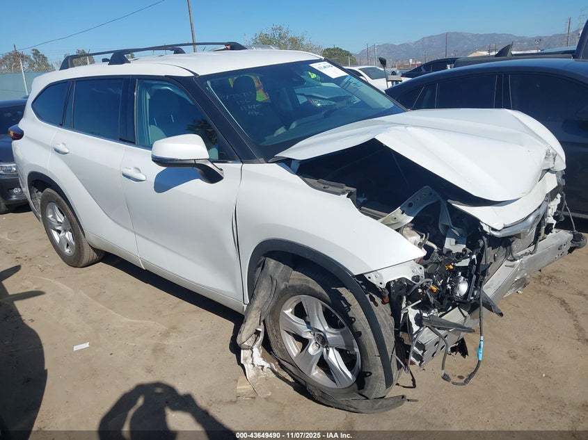 TOYOTA HIGHLANDER LE