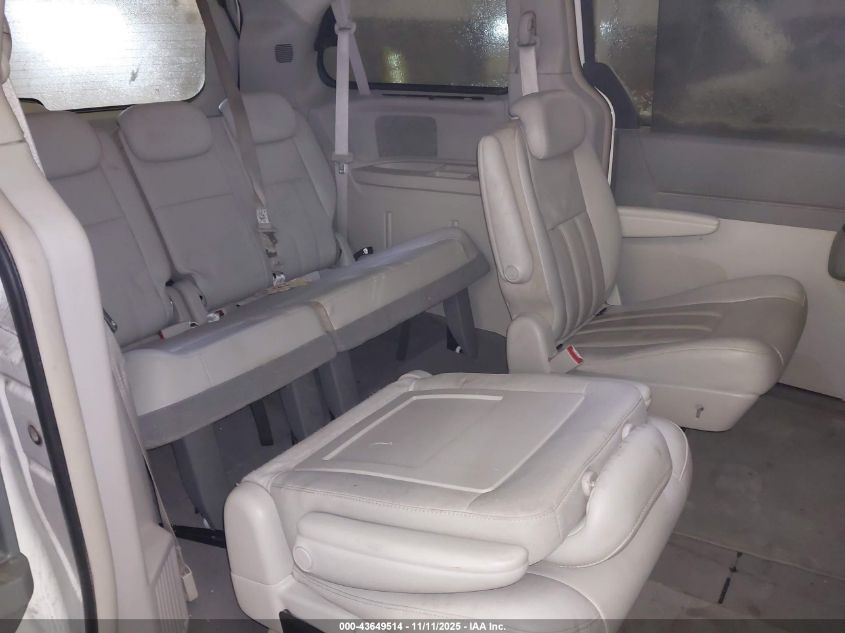 2010 Chrysler Town & Country Touring VIN: 2A4RR5DX2AR149318 Lot: 43649514