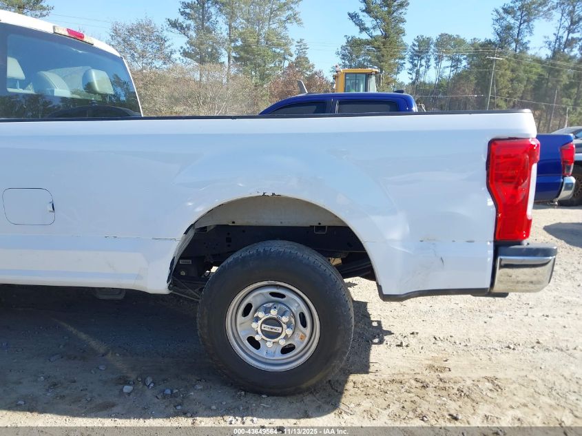 2017 Ford F-250 Xl VIN: 1FTBF2A67HEE40799 Lot: 43649564