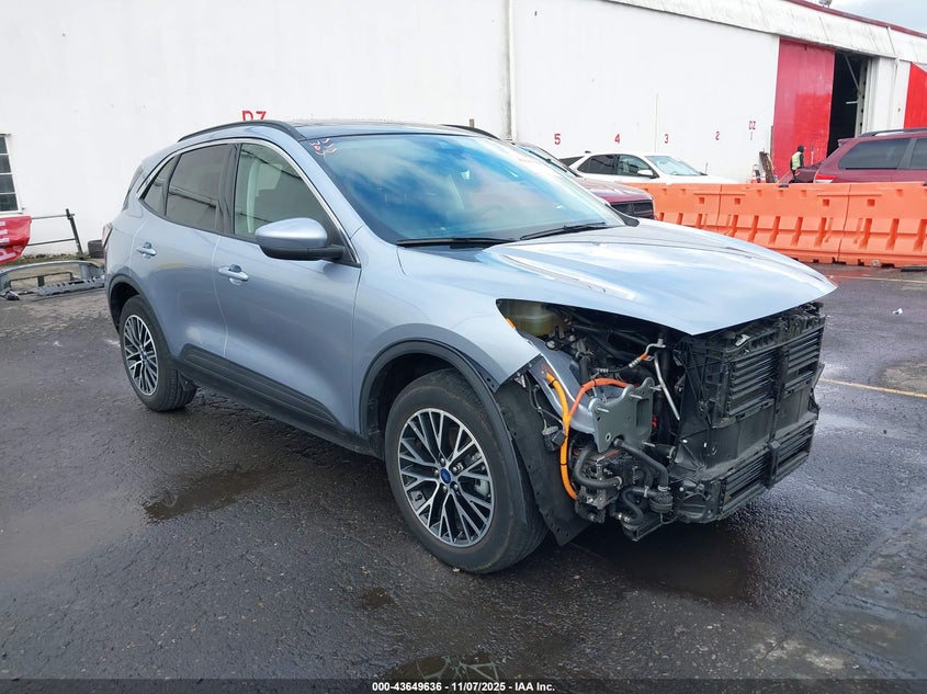 2022 FORD ESCAPE SEL PLUG-IN HYBRID - 1FMCU0KZ4NUA40073