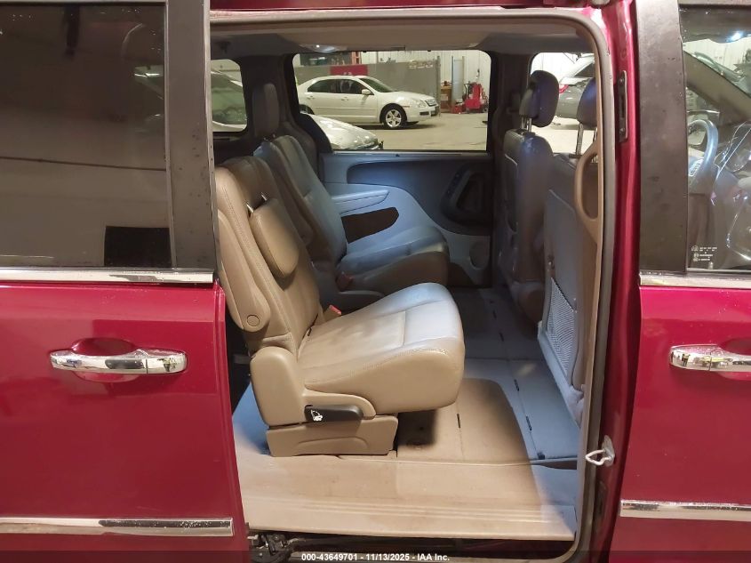 2016 Chrysler Town & Country Touring-L Anniversary Edition VIN: 2C4RC1CG6GR120074 Lot: 43649701