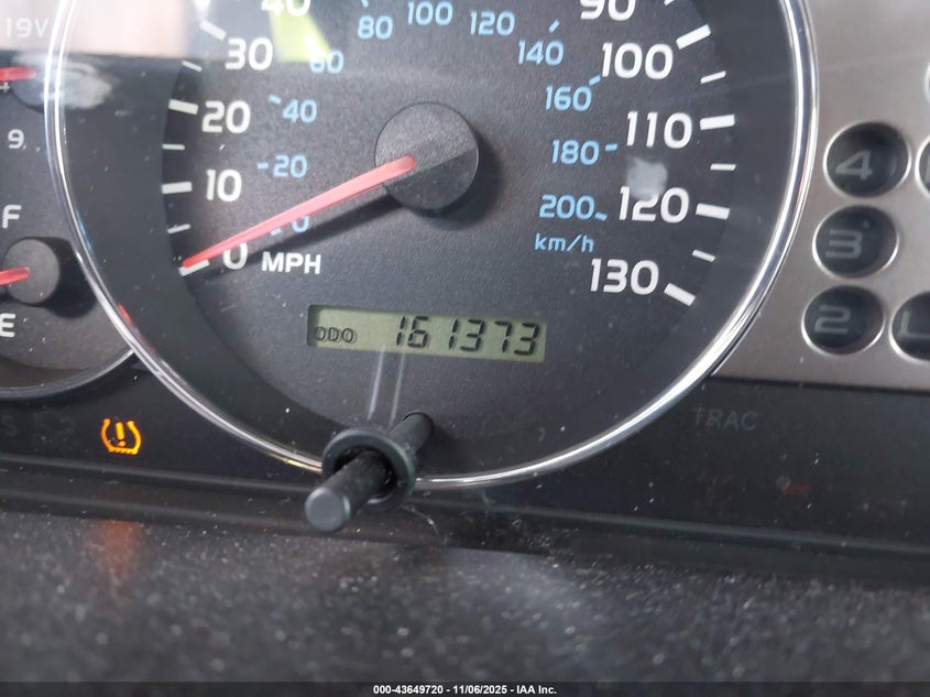 2006 Toyota Land Cruiser V8 VIN: JTEHT05J562088774 Lot: 43649720