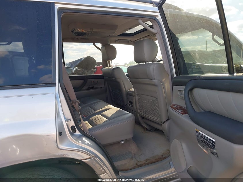 2006 Toyota Land Cruiser V8 VIN: JTEHT05J562088774 Lot: 43649720