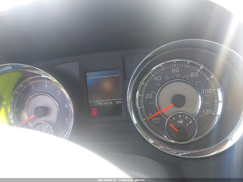 2011 Chrysler Town & Country Touring VIN: 2A4RR5DG4BR683633 Lot: 43649772