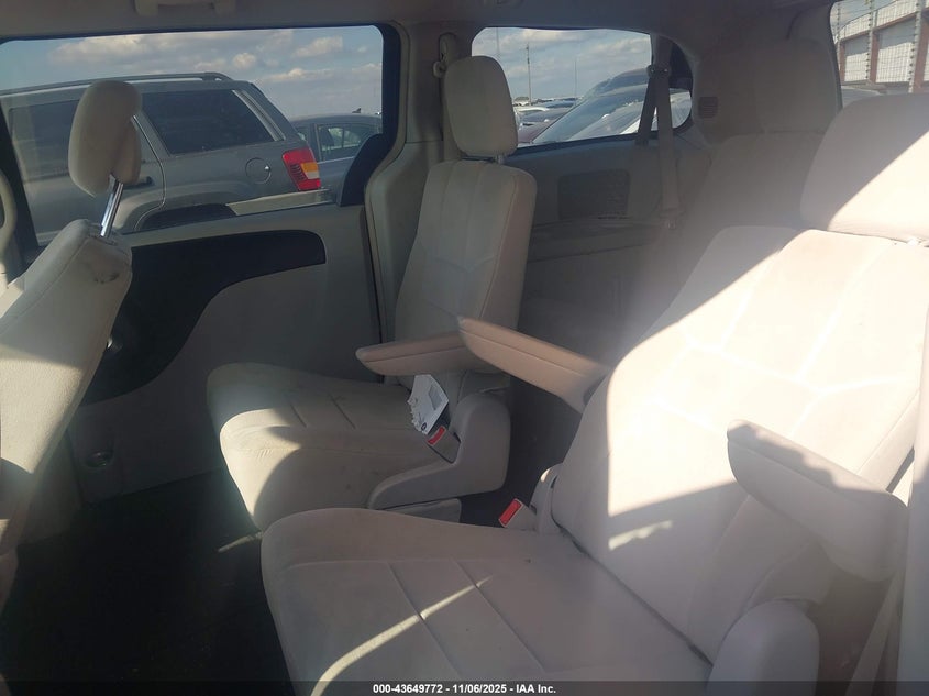 2011 Chrysler Town & Country Touring VIN: 2A4RR5DG4BR683633 Lot: 43649772