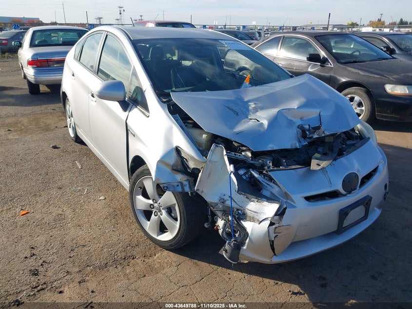 JTDKN3DU7A1000162 2010 Toyota Prius V auction photo 1