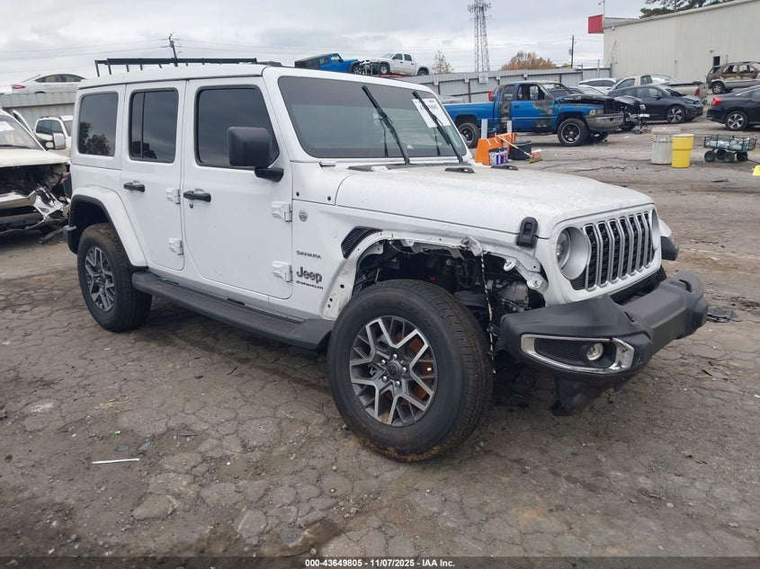 JEEP WRANGLER 4-DOOR SAHARA 4X4