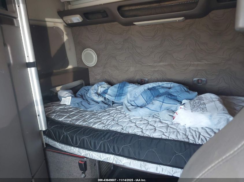 2016 Volvo Vn Vnl VIN: 4V4NC9EH7GN955413 Lot: 43649807