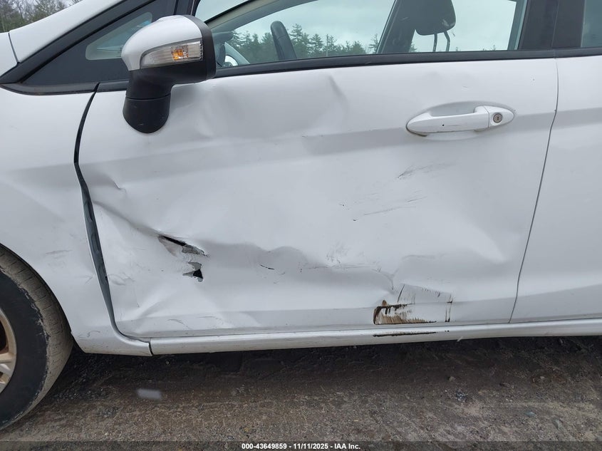 2016 Ford Fiesta Se VIN: 3FADP4EJ0GM157577 Lot: 43649859