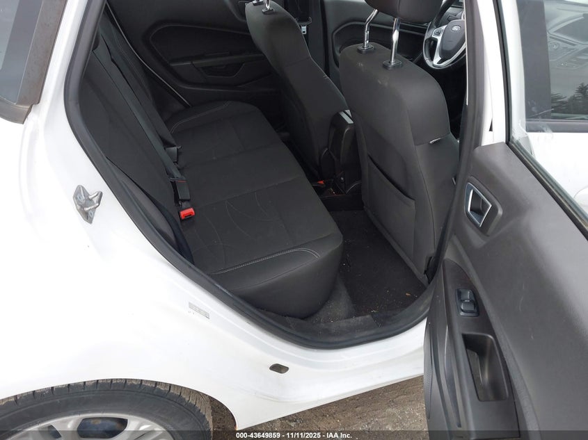 2016 Ford Fiesta Se VIN: 3FADP4EJ0GM157577 Lot: 43649859