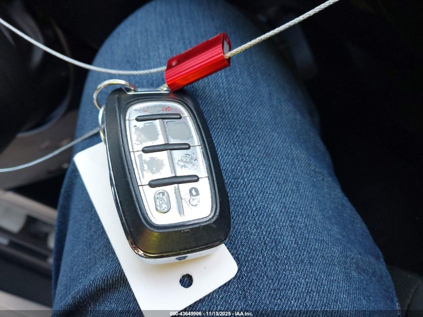 2019 Chrysler Pacifica Touring Plus VIN: 2C4RC1FG8KR532386 Lot: 43649906