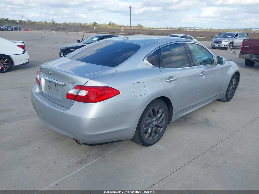 JN1BY1AP1BM324849 2011 INFINITI M photo no. 4