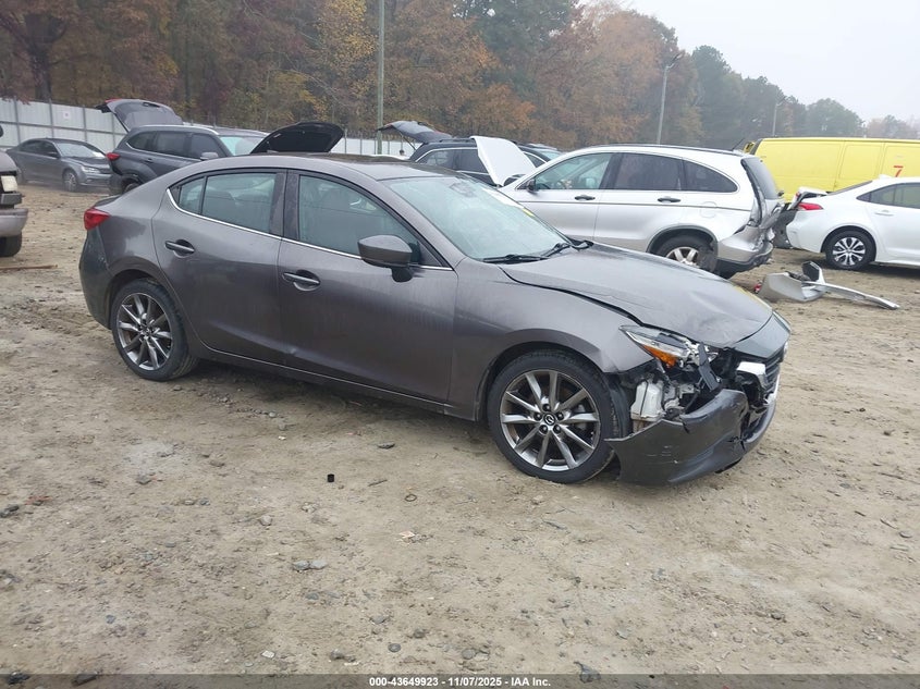 2018 MAZDA MAZDA3 TOURING - 3MZBN1V32JM203776