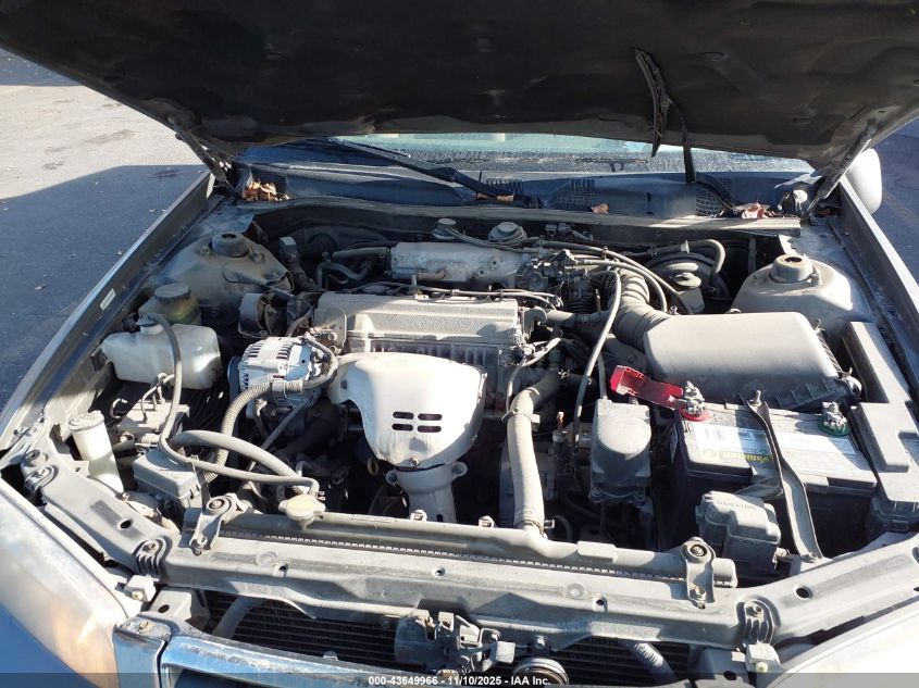 2000 Toyota Camry Le VIN: JT2BG28K4Y0383421 Lot: 43649966