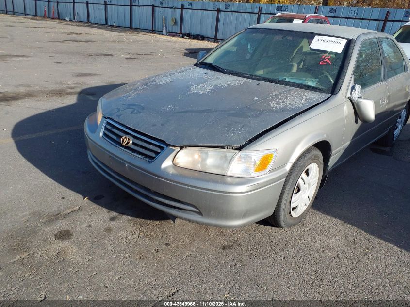 2000 Toyota Camry Le VIN: JT2BG28K4Y0383421 Lot: 43649966