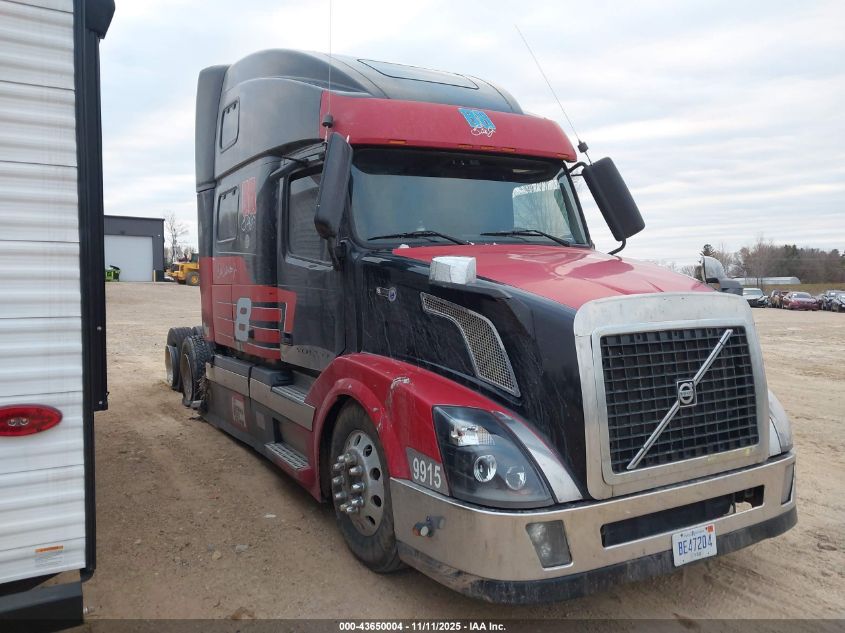4V4NC9TK34N365882 VOLVO VN Photo 1