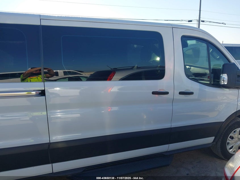 2023 Ford Transit-350 Passenger Van Xl VIN: 1FBAX2YG8PKA47695 Lot: 43650138