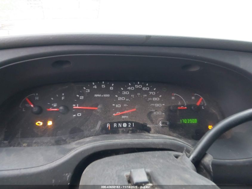 2008 Ford E-350 Super Duty Xl/Xlt VIN: 1FBNE31L48DB50803 Lot: 43650163